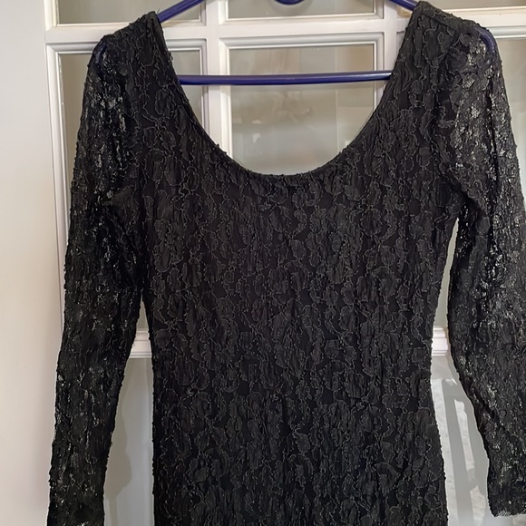 Black Lace Maxi , size 5 - Picture 2 of 10